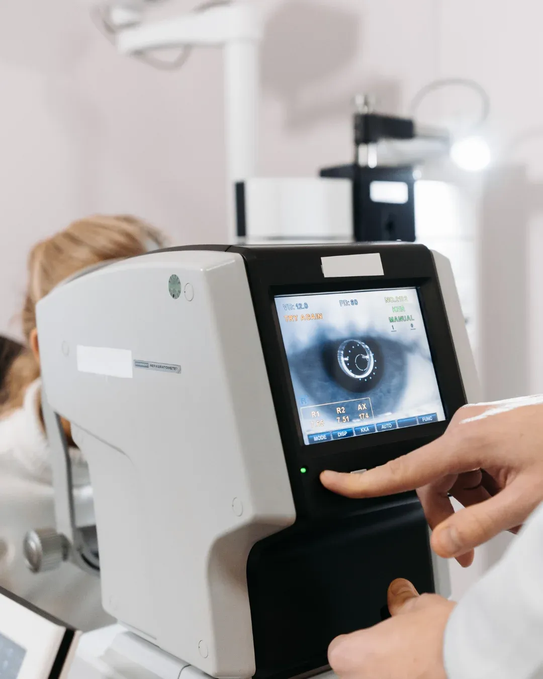 Ophthalmologist